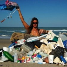 Beach Cleanup 3-16-13 8 Balloons - beach cleanup